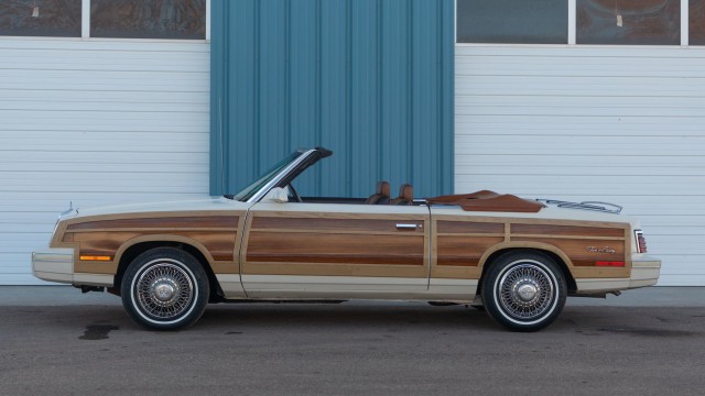 Chrysler Town&Country. Последний "Буратино". Красивых автофото пост