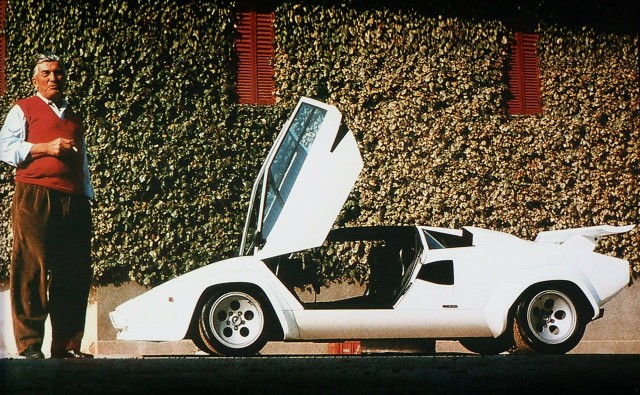 Lamborghini возродила Countach