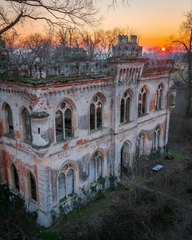 Заброшенная красота