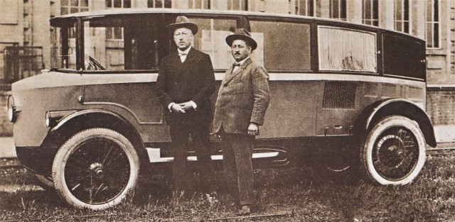 Rumpler Tropfenwagen. Автомобиль-капля Эдмунда Румплера. Немного автоистории.