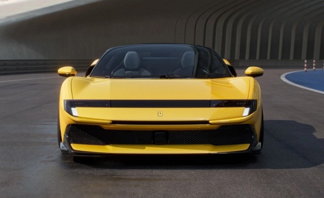В Россию привезут новый Ferrari 849 Testarossa Spider