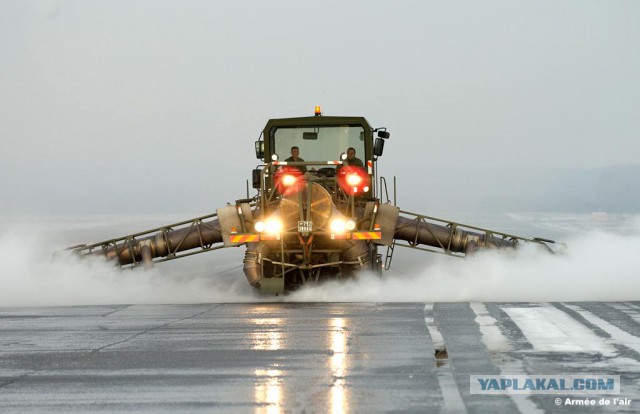 Игра на ЯПе: Угадай АВТО-9