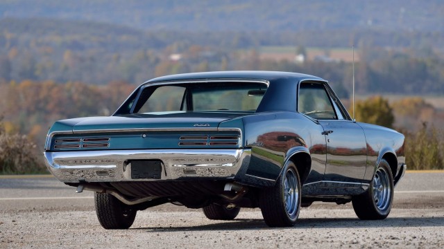 Американцы - 14. Коллекция Ронни Рэйнса. Красивых автофото пост