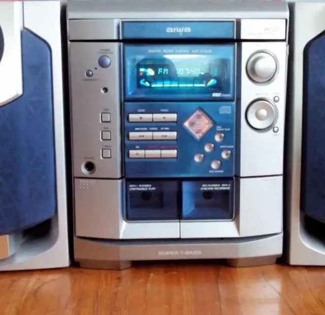 Почему SONY выкупила и похоронила фирму Aiwa