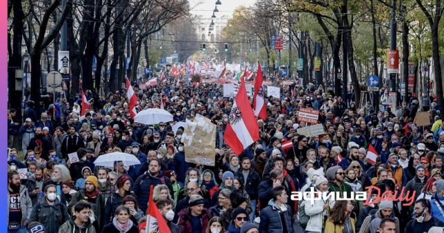 В Барселоне мигранты ограбили и избили 16-летнего парня с аутизмом.
