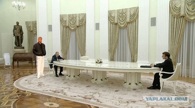 Встреча Путина и Макрона