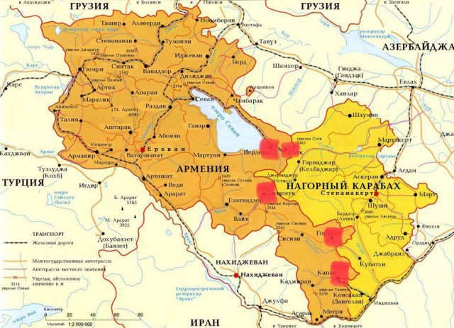 На линии соприкосновения армянских и азербайджанских войск в Джермуке идет бой с применением как минимум минометов