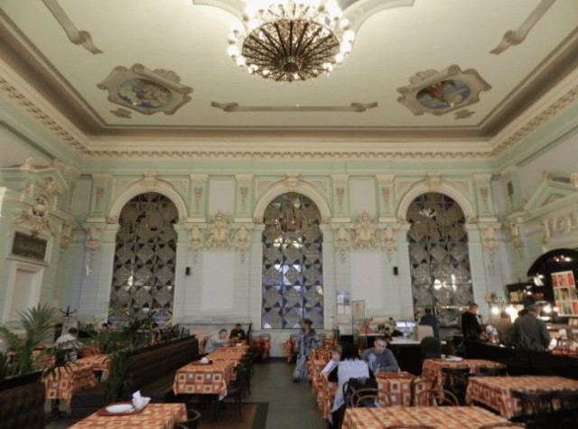 Как работал привокзальный общепит в СССР