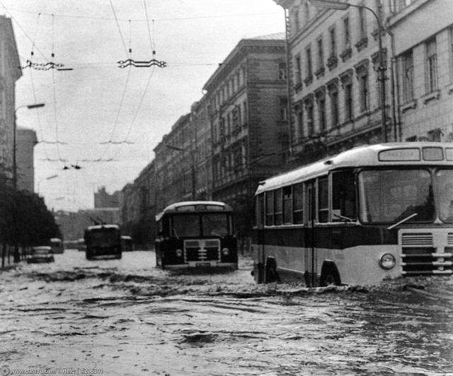 Москву затопило