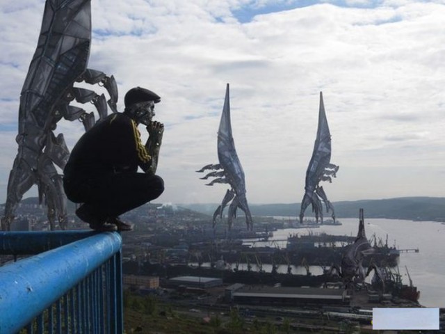 Картинки, гифки.