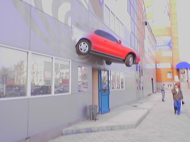 Машинка в стенке