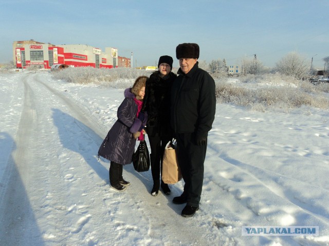 Школьница устроила трансляцию издевательств над своим дедушкой в Перископе