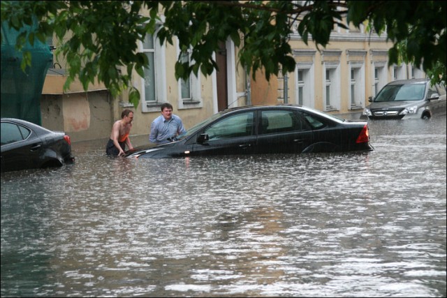 Москва. Потоп.