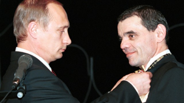 Костя Райкин, прочь со сцены
