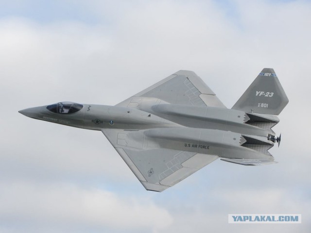 Первый совместный полет БЛА «Охотник» с истребителем Су-57