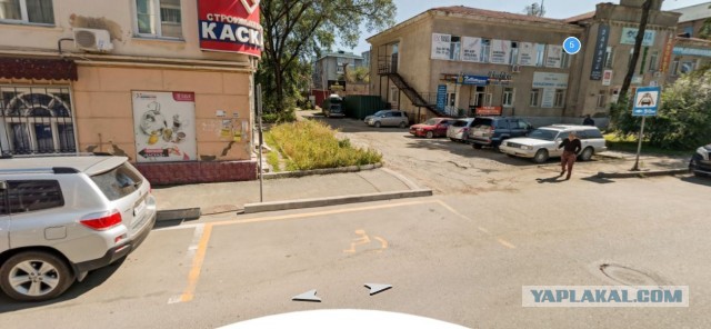 В Артеме приехавший на пожарной машине сотрудник МЧС избил автомобилиста