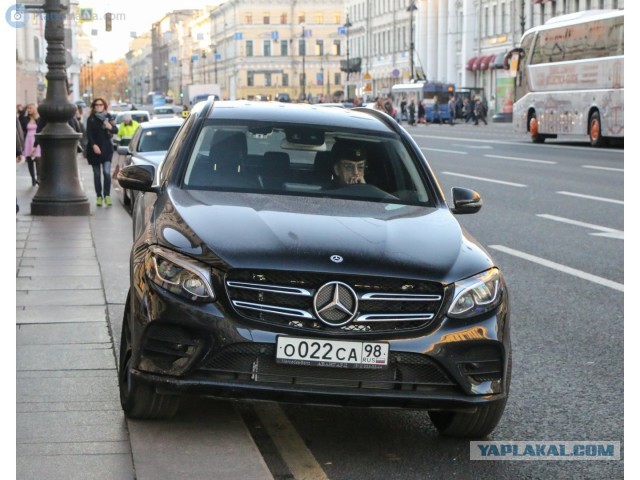 Снова Михаил Сергеевич спешился по-гасконски