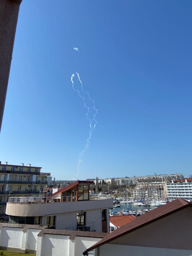 В небе Севастополя