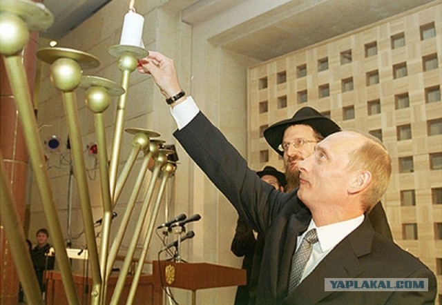 По иранскому конвою нанесён удар на границе Сирии и Ирака