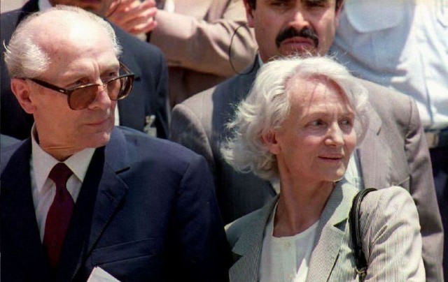 30 лет назад, умер Эрих Хонеккер, выдающийся деятель германского и мирового коммунистического движения
