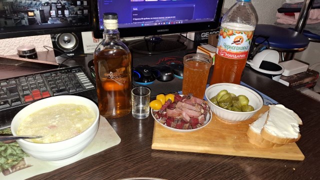 С пятницей, джентльмены!