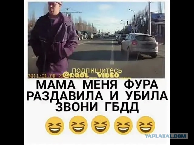 В Таиланде автомагистраль обрушилась на машины