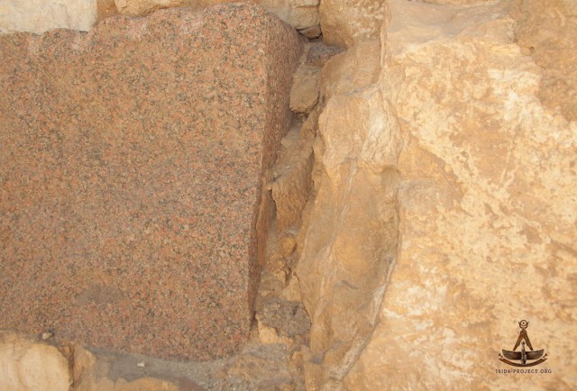 Пирамида в Абу Роаш