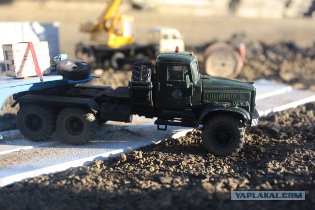 КрАЗ-255В седельный тягач - радиоуправляемая модель в 43 масштабе Mikromodellbau