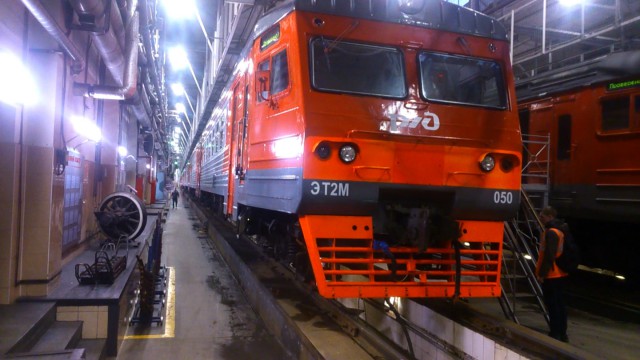 Труп "зацепера" трое суток катался на электричке