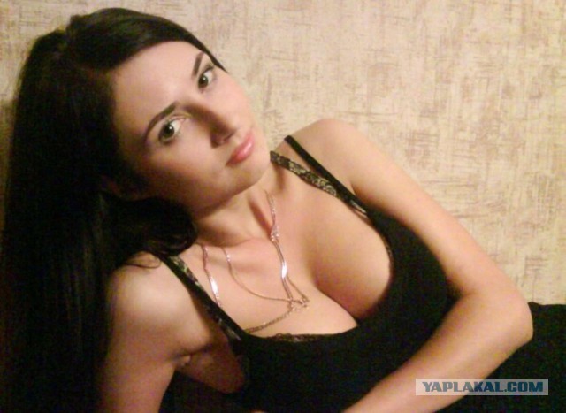 Декольте девушек из соцсетей
