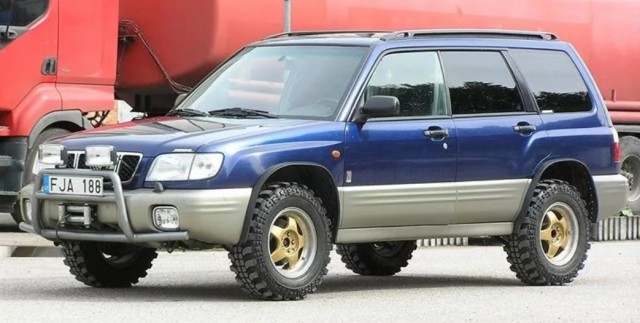 Какой из автомобилей прошлого вы хотели бы возродить в производство и с удовольствием бы купили?