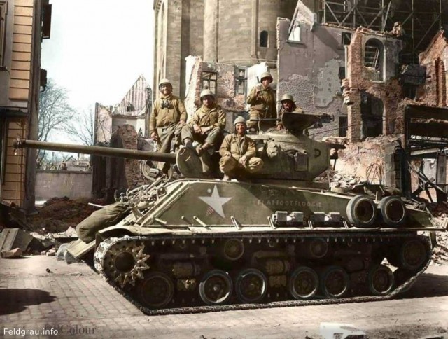 Вторая мировая война в цвете