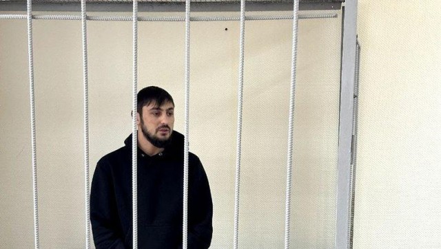 В СИЗО умер уроженец Азербайджана, жестоко избивший участника СВО под Волгоградом.
