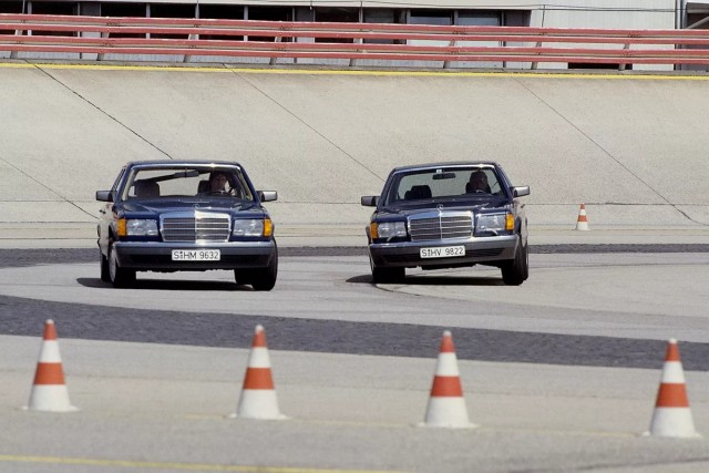 45 лет Mercedes-Benz W126