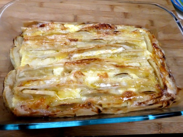 Пирог с сыром Бри