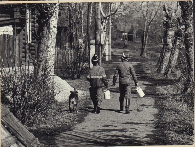 Фотохроника "загнивающего совка". Часть 12