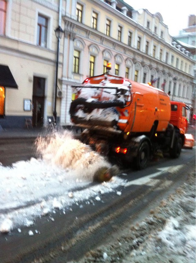 А как в вашем регионе убирают снег?