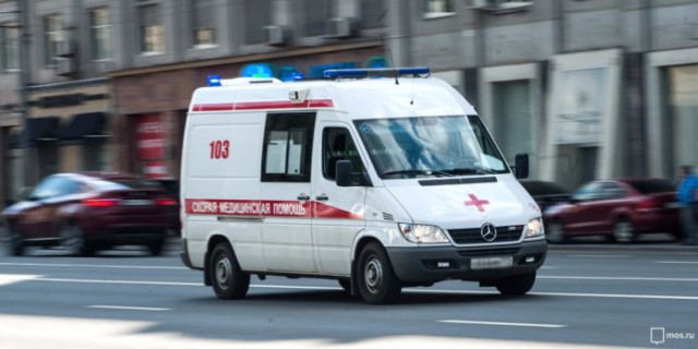 Два студента госпитализированы в больницу после драки с девочкой в Ленобласти