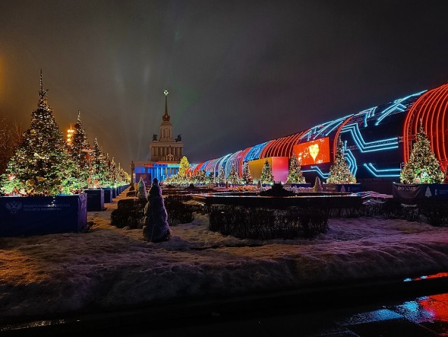 Большой рассказ о новогодней Москве