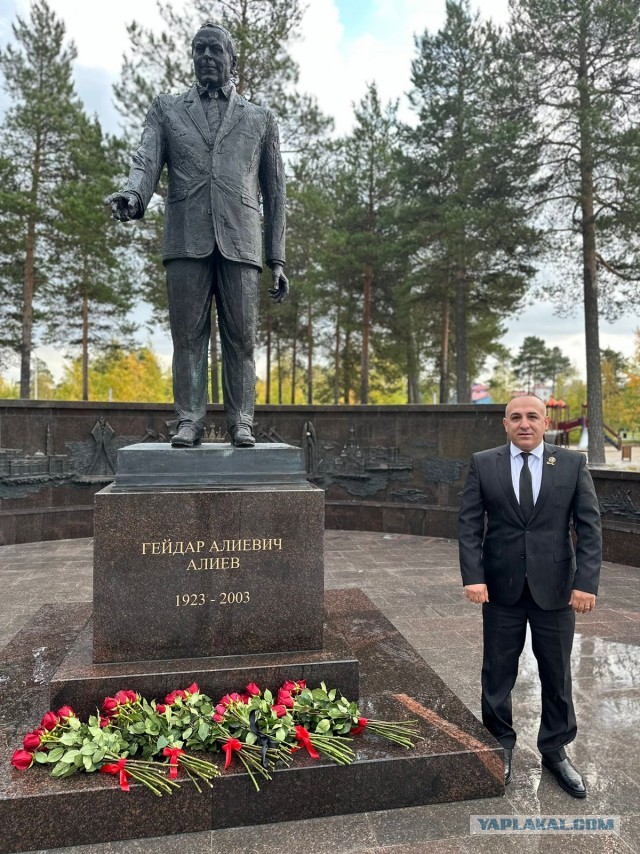 Алиев пригрозил Кремлю сделать украинский язык государственным в Азербайджане