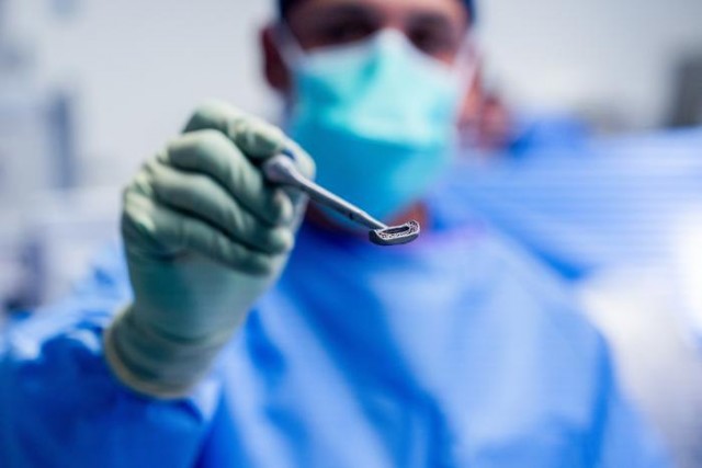 Впервые в мире напечатали позвоночник под конкретного человека