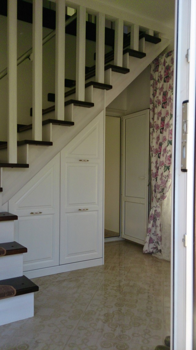 Лестницы в двухэтажном доме. Почему их надо "строить" до постройки самого дома