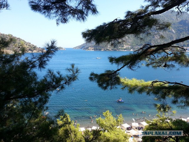 И целого мира мало!