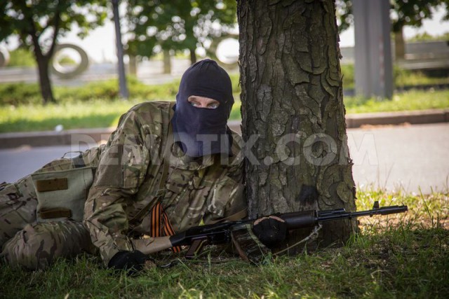 Начался обстрел аэродрома и окрестностей в Донецке