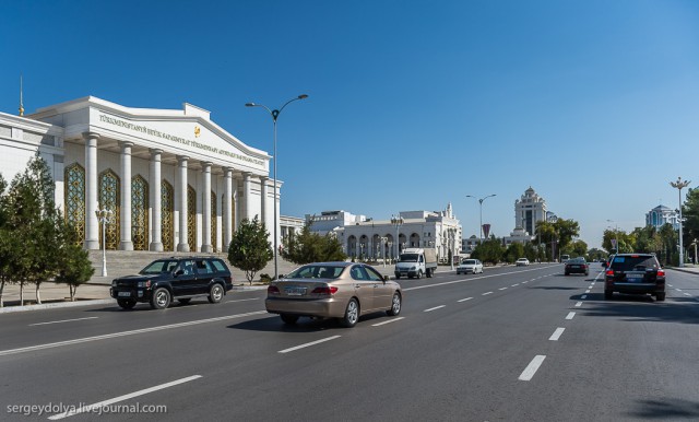 Туркменистан. Фантастический Ашхабад