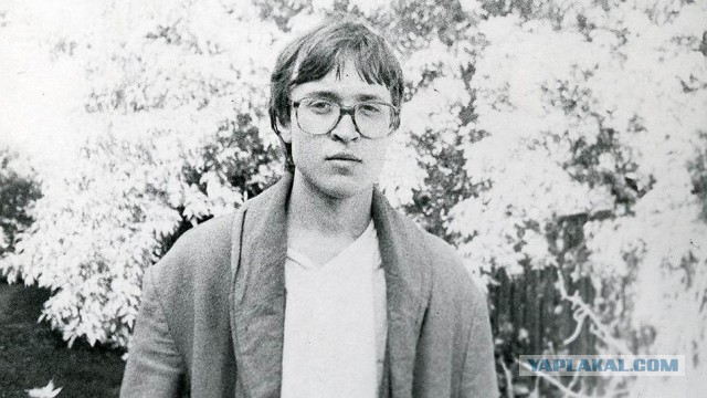 Снимки современных знаменитостей из 1990-х годов