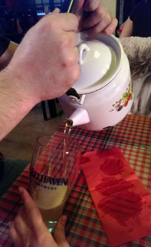 Алкотур в картинках из соцсетей.