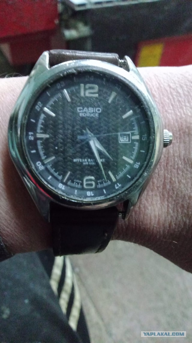 Любите ли вы носить на руке  часы? Ну, у кого есть, конечно
