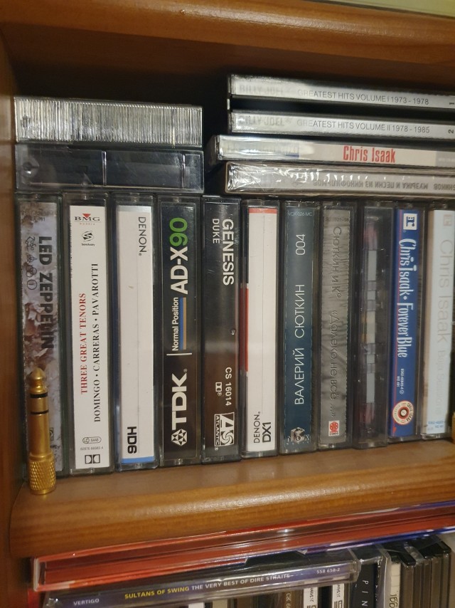 Кассетные  возвращаются...