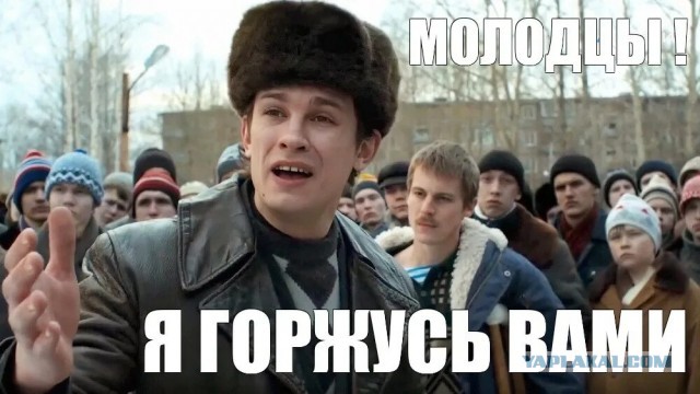 Жители Ирака штурмуют американское посольство в Багдаде